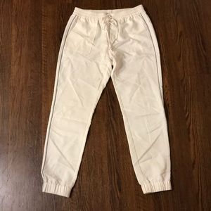 Banana republic white jogger pant